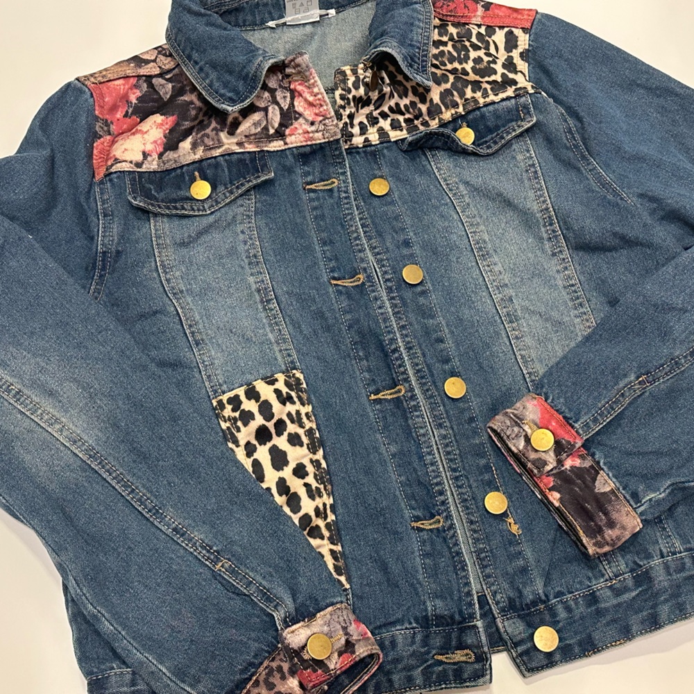 Mixed Print Distressed Button Front‎ Denim Jacket